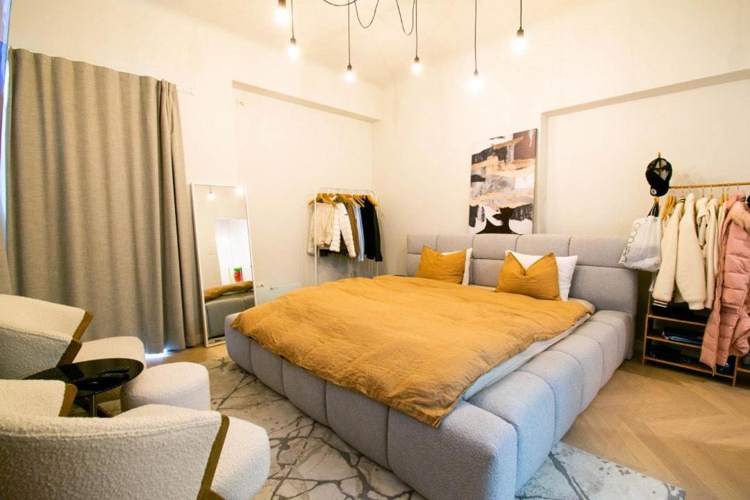 --balcescu Downtown Oasis - Secured Parking Nearby - Self Check In - Metro Station At 1min *