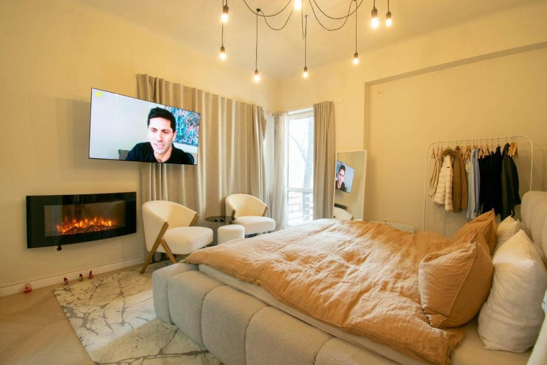 --balcescu Downtown Oasis - Secured Parking Nearby - Self Check In - Metro Station At 1min * Bucureşti